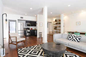 Short Walk to Beach - LARGE 3bd2ba - Sleeps 8